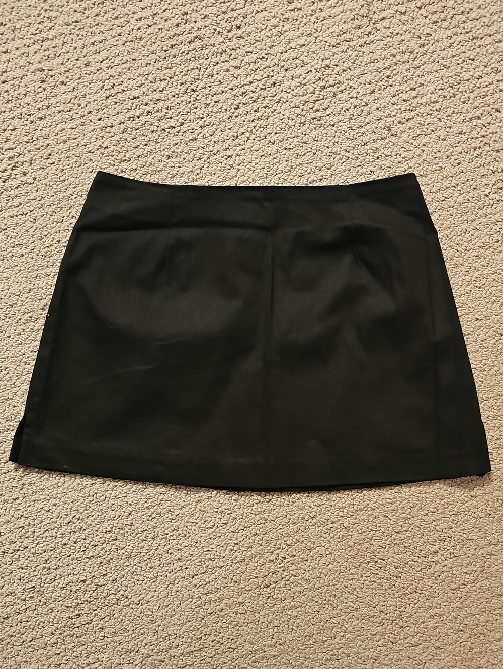 Women's Black Mini Skirt - Sleek Everyday A-Line